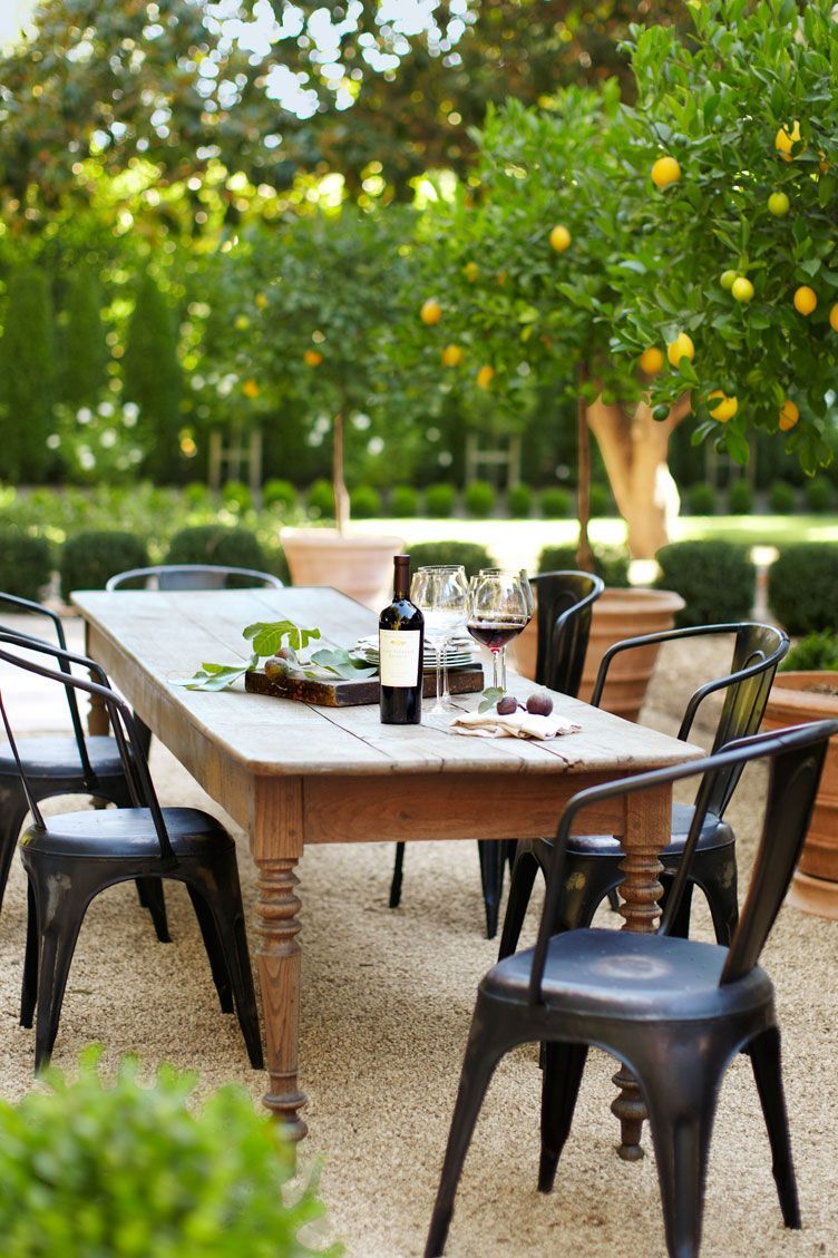Everything you Need for the Ultimate Al Fresco Dining Experience
