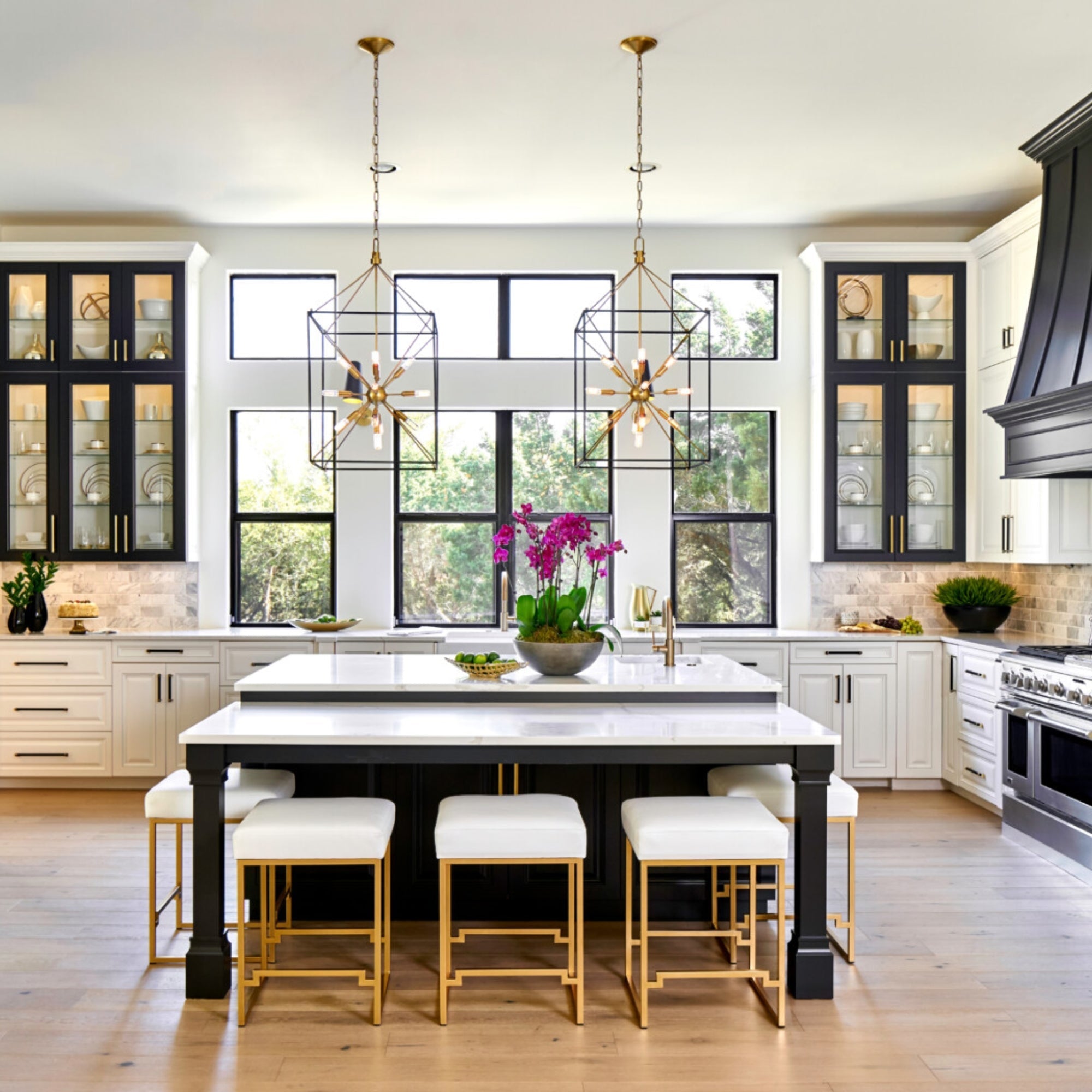 Hudson Valley Lighting Clearance