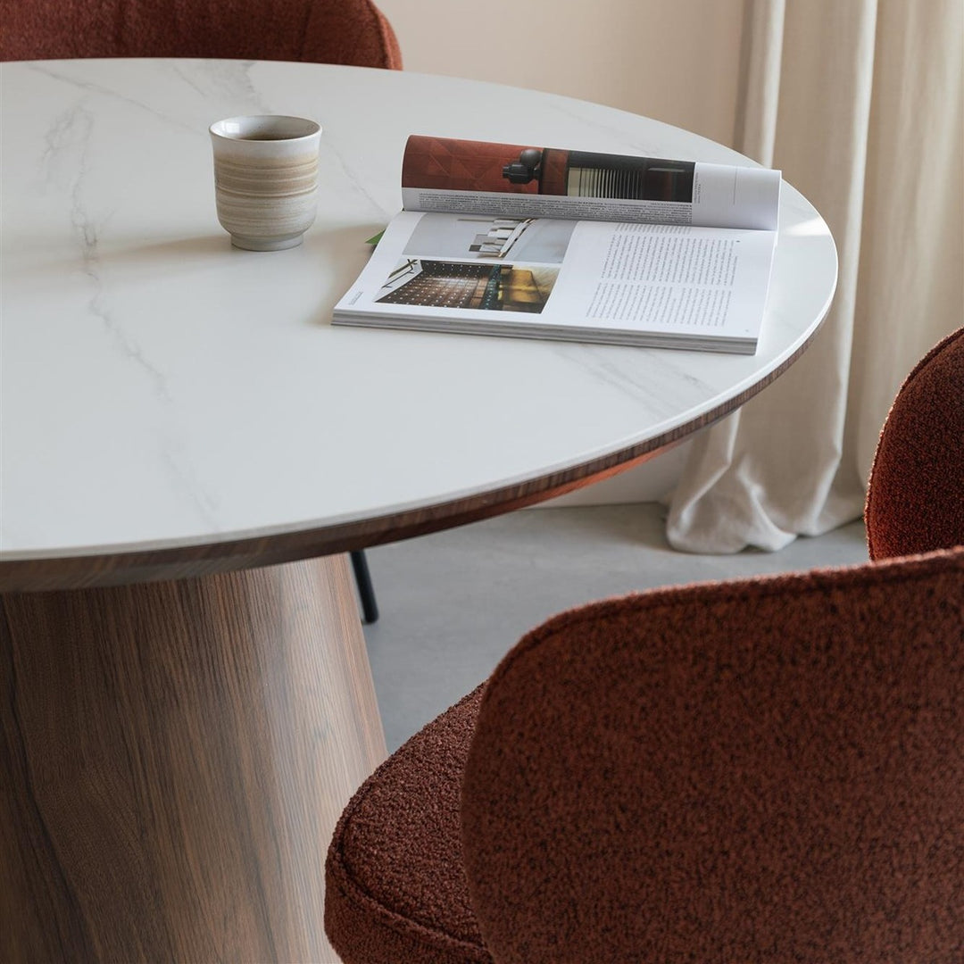 Almira Oval Dining Table - Walnut Zuiver 2