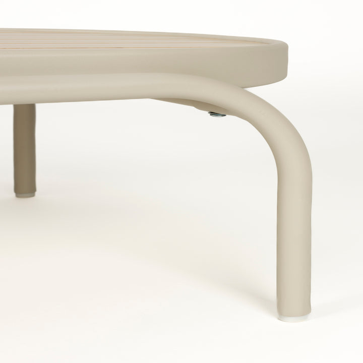 Vista Outdoor Coffee Table - Beige Zuiver 8