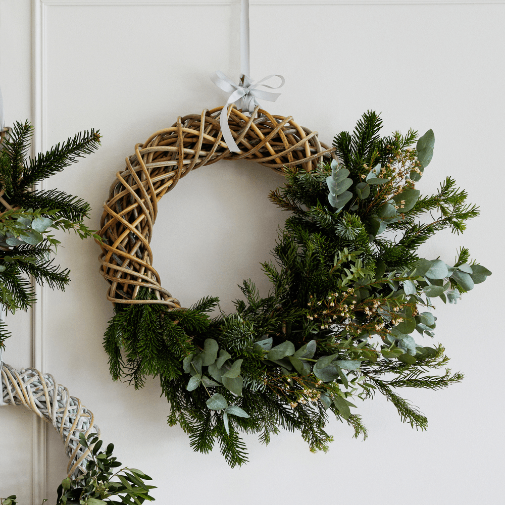 Rattan Wreath Ivyline 1