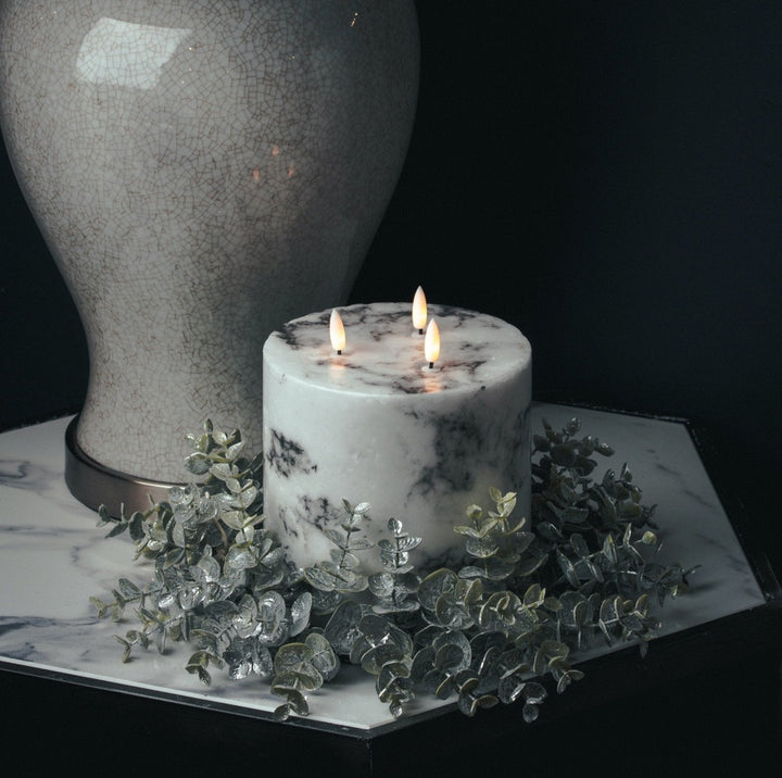 Frosted Eucalyptus Candle Wreath Hill 1
