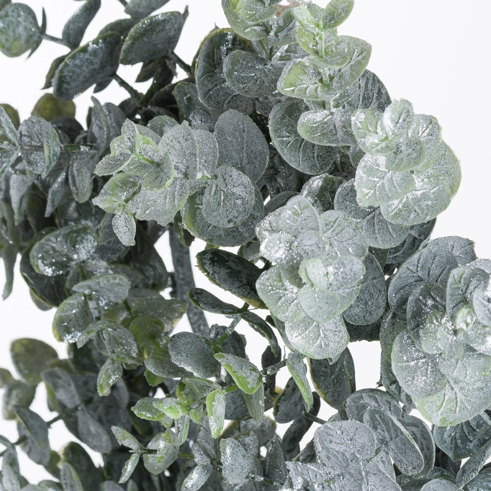 Frosted Eucalyptus Candle Wreath Hill 4