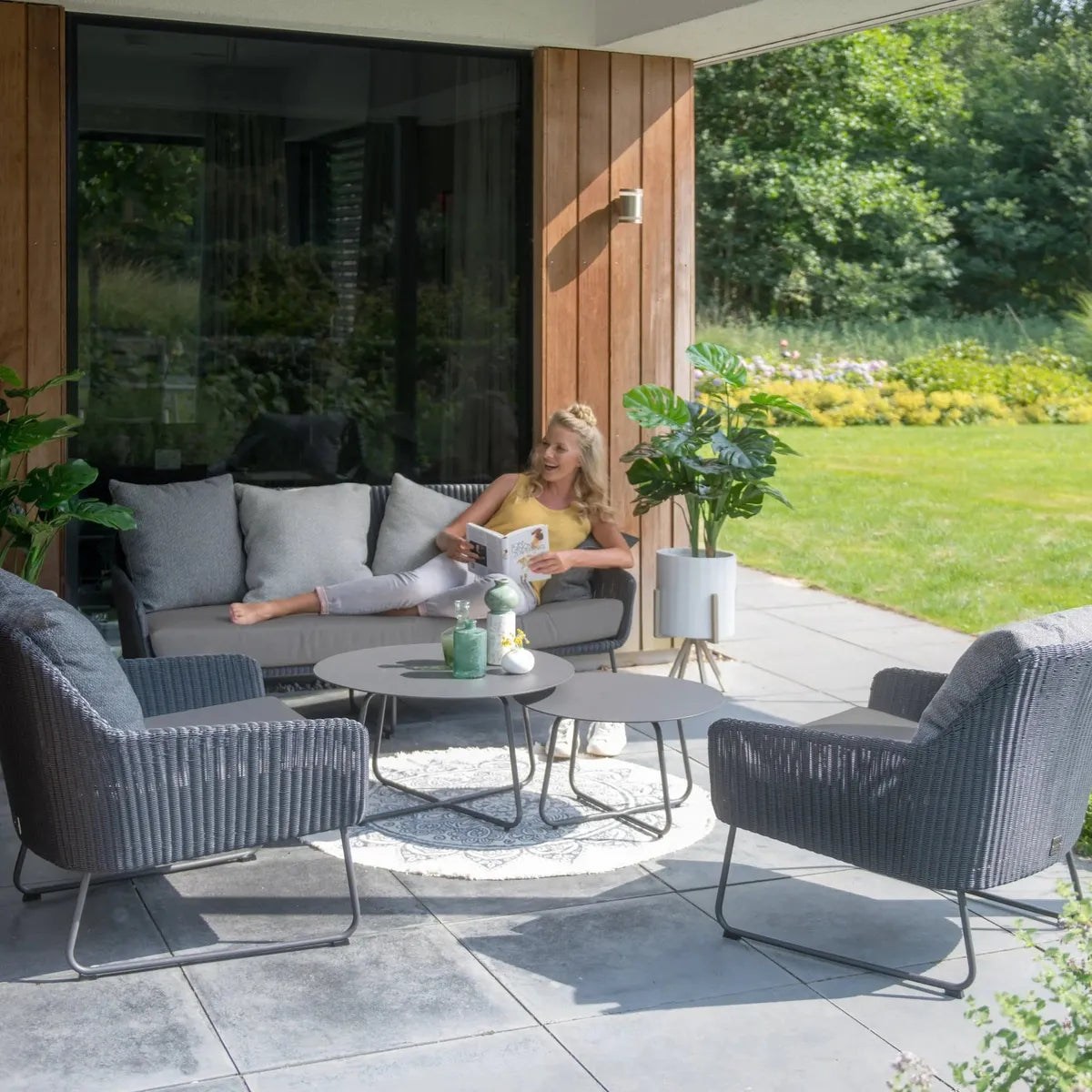 Outdoor lounge set online sale