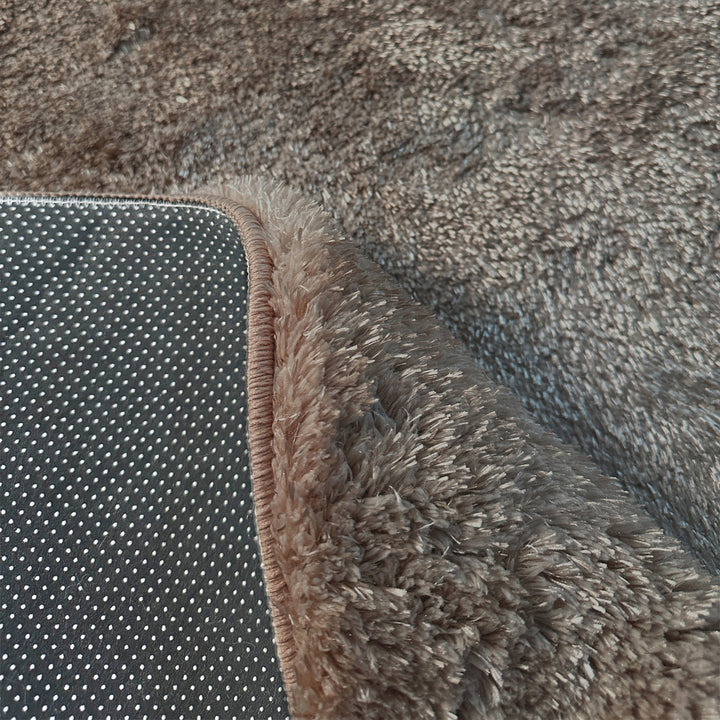 Freya Pebble Rug - Brown
