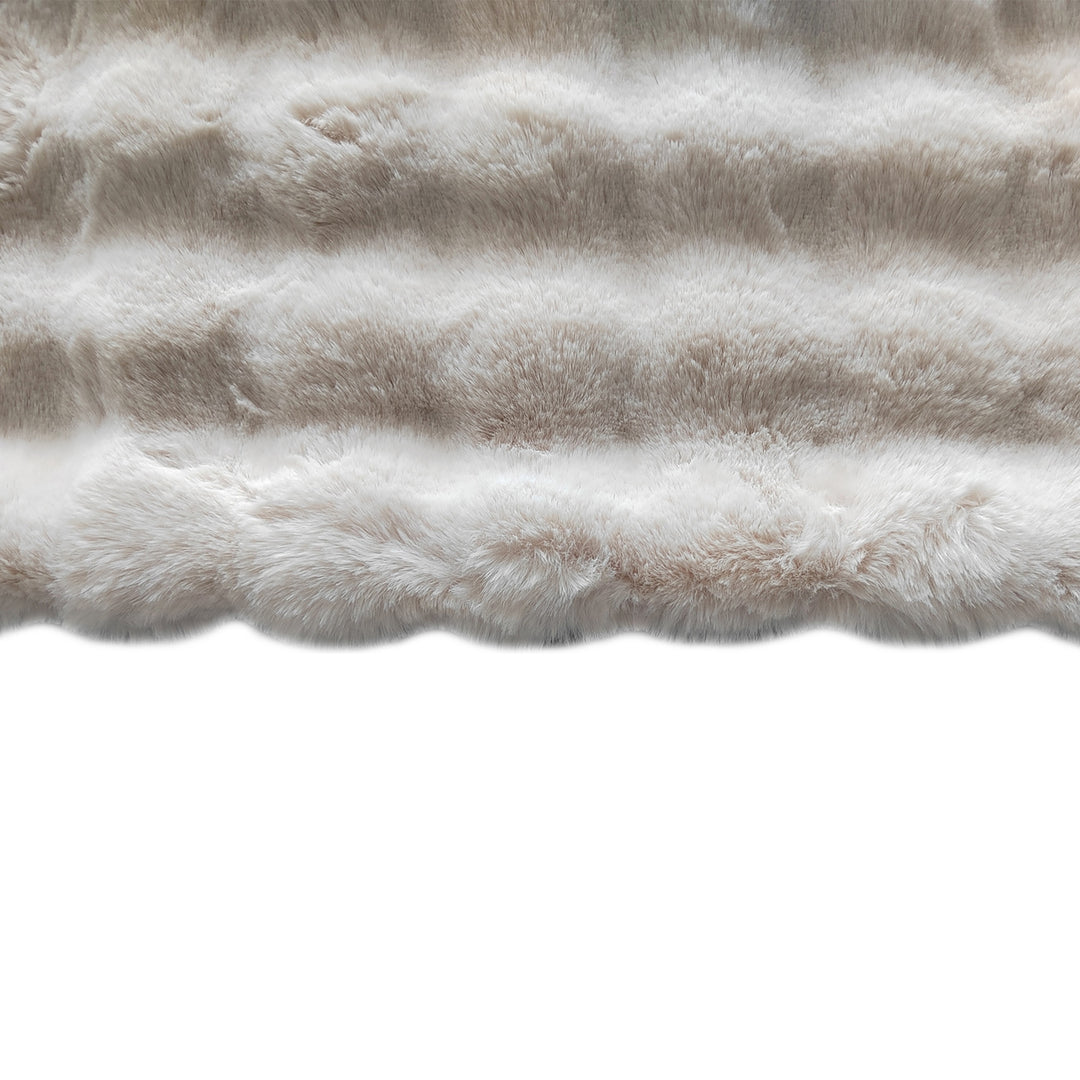 Cosy Fluff Throw - Cream