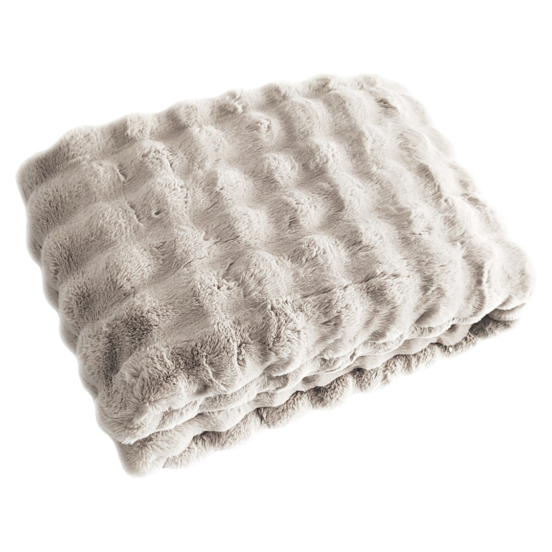 Cosy Fluff Throw - Cream