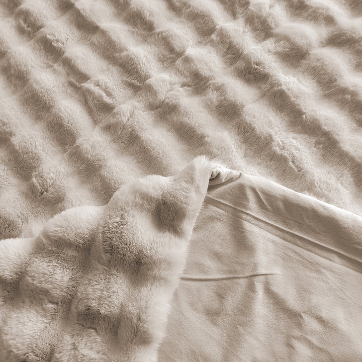Nordic Plush Throw - Beige