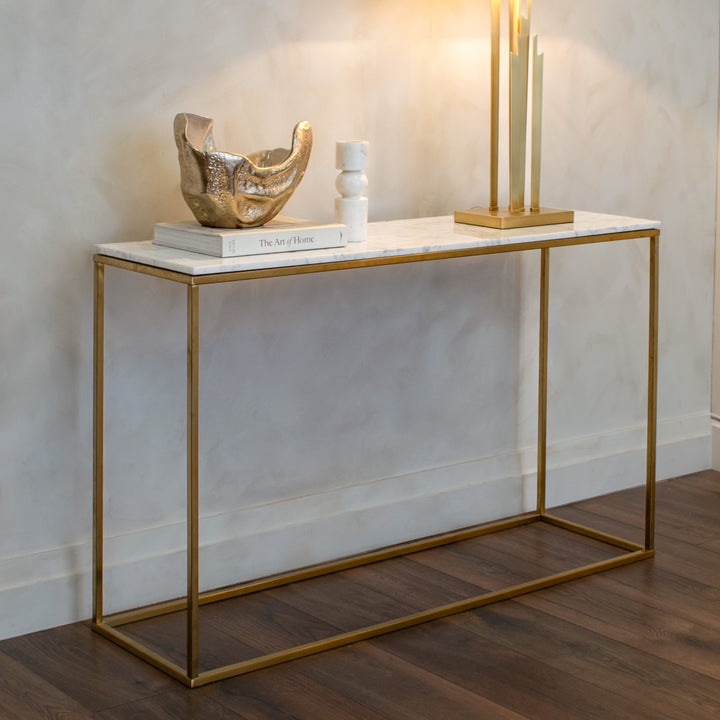 Faceby Console Table