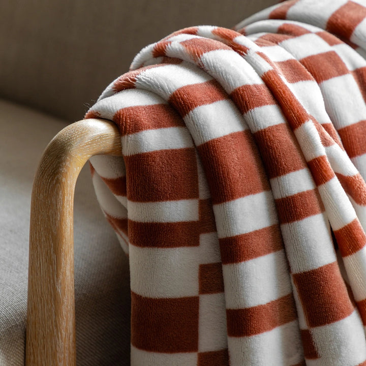 Lohko Sherpa Throw - Nutmeg