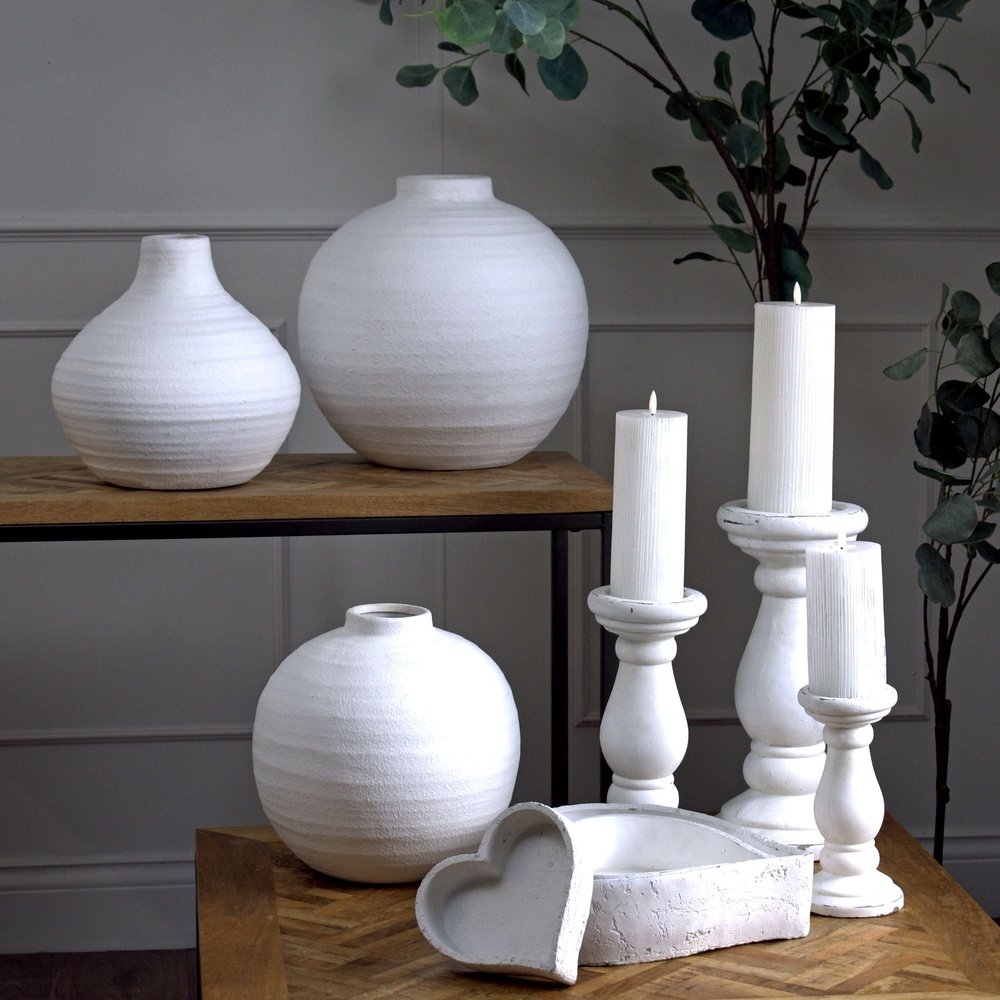  Hill-Hill Interiors Tiber Matt Ceramic Vase in White-White 773 