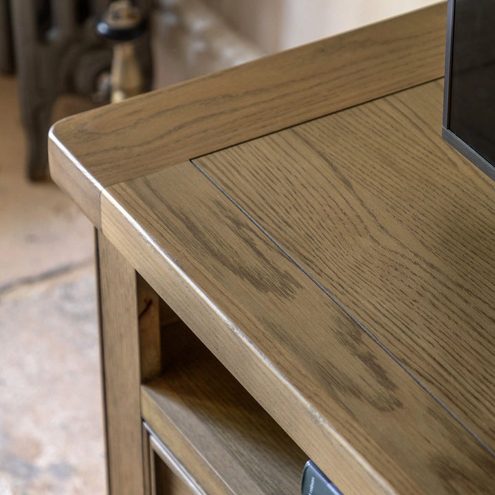 Hardwick Media Unit - Natural