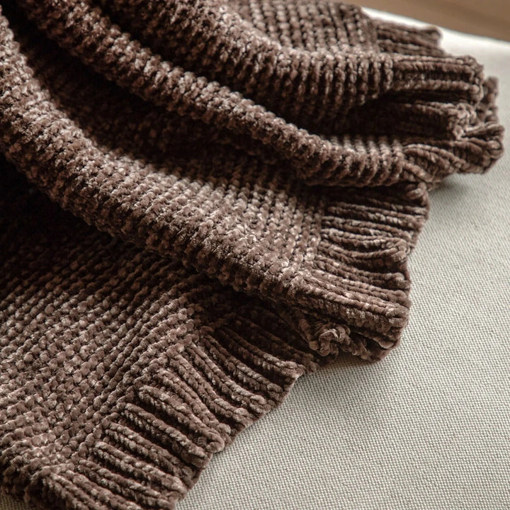 Dahlia Chunky Chenille Luxe Throw - Chocolate