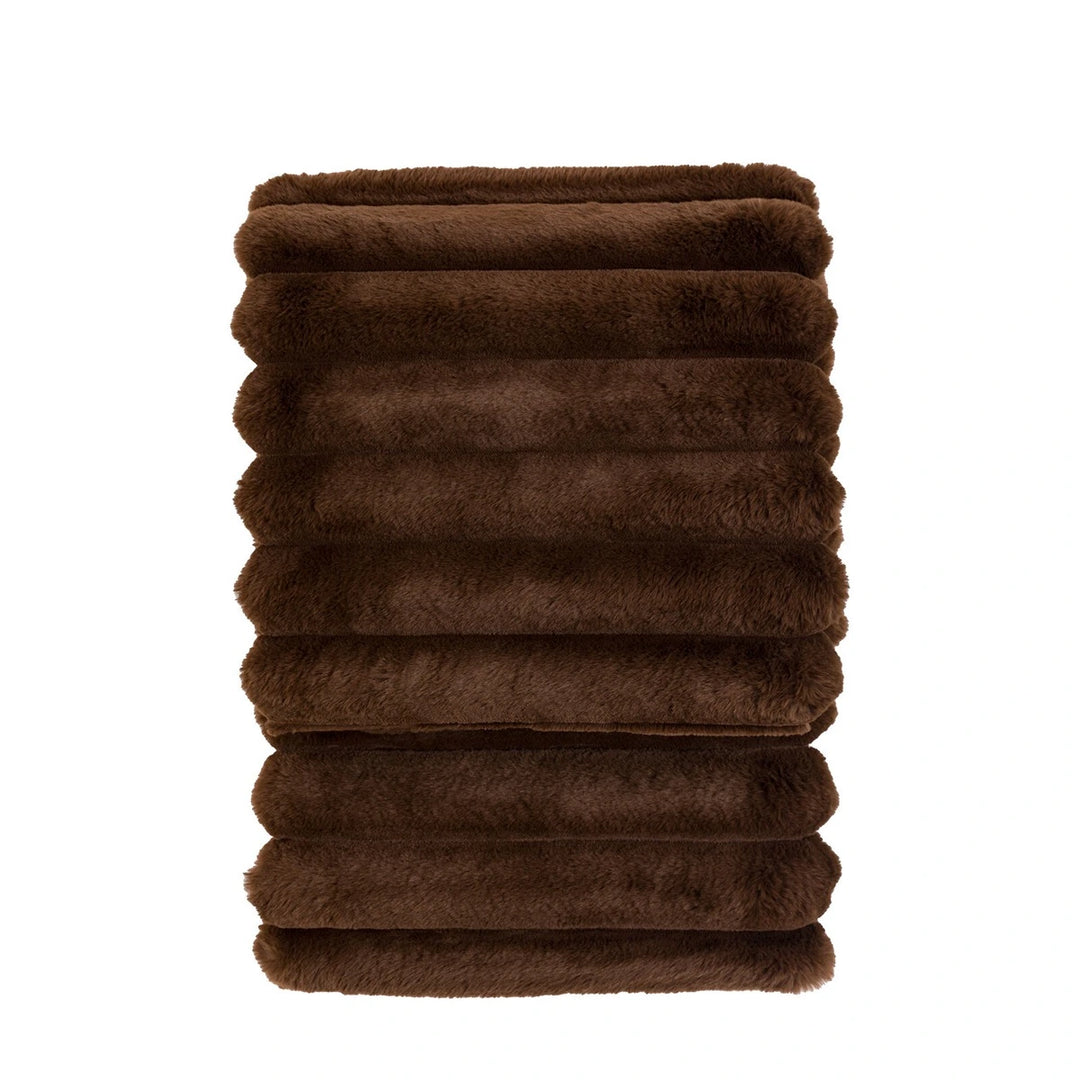 Ribbed Faux Fur Throw - Chocolate