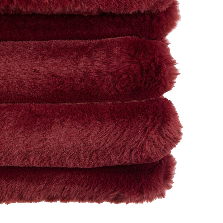 Ribbed Faux Fur Throw - Mulberry