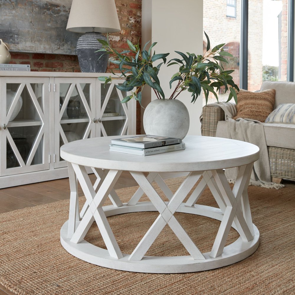 Hill Interiors Stamford Plank Collection Round Coffee Table