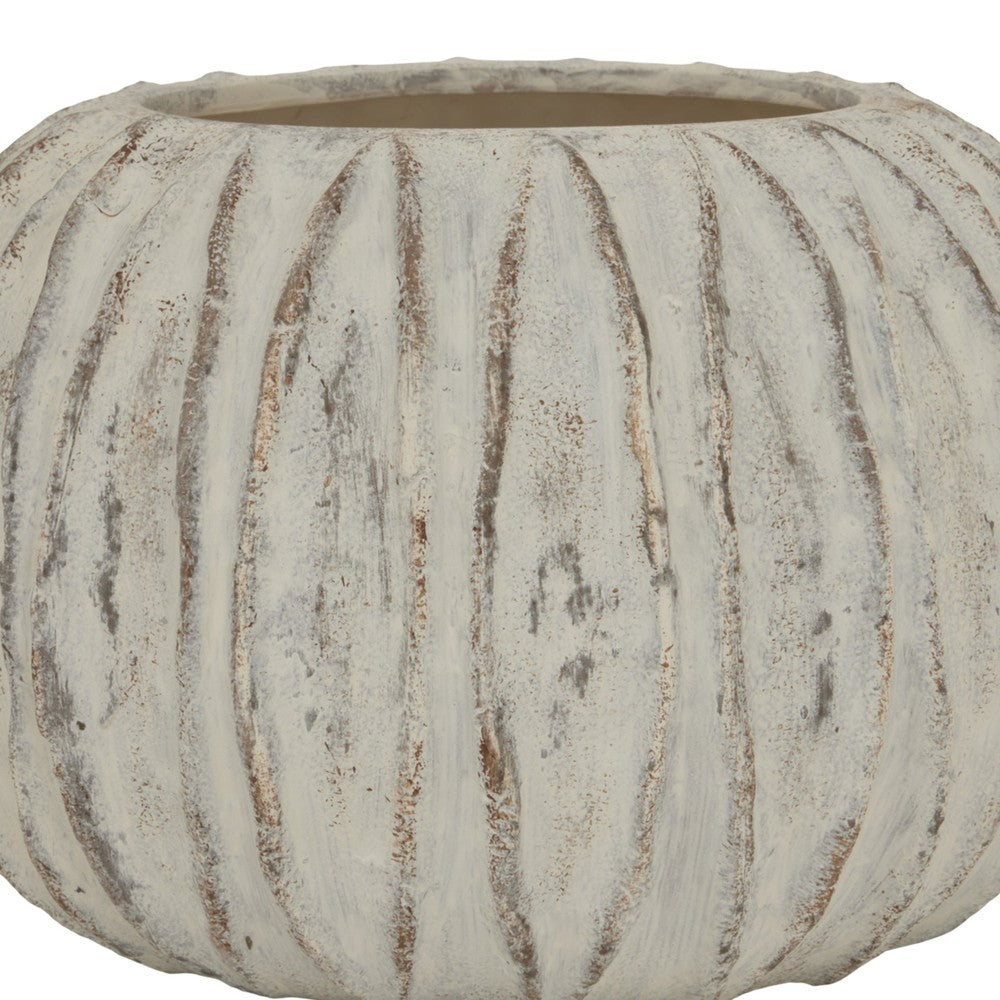 Lorenzo Rotund Fin Vase - White Hill 4