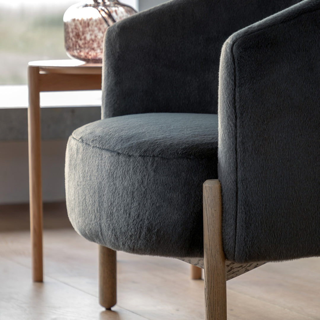 Selhurst Armchair Alaska - Graphite