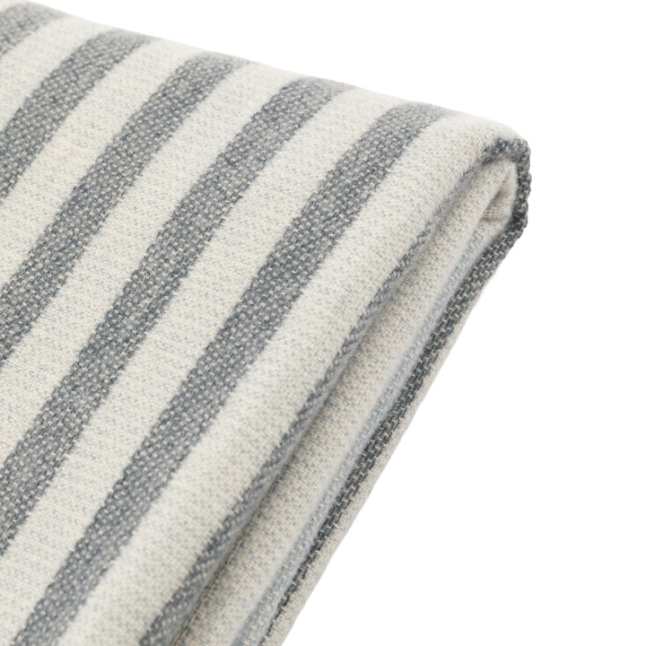 Lille Jacquard Stripe Throw - Blue