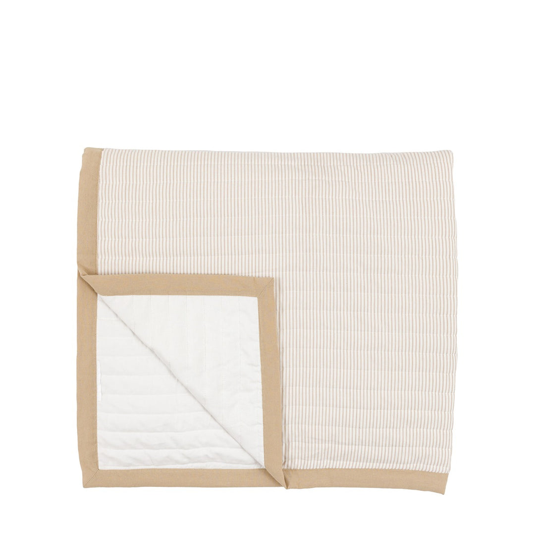 Serene Quilted Bedspread - Oatmeal