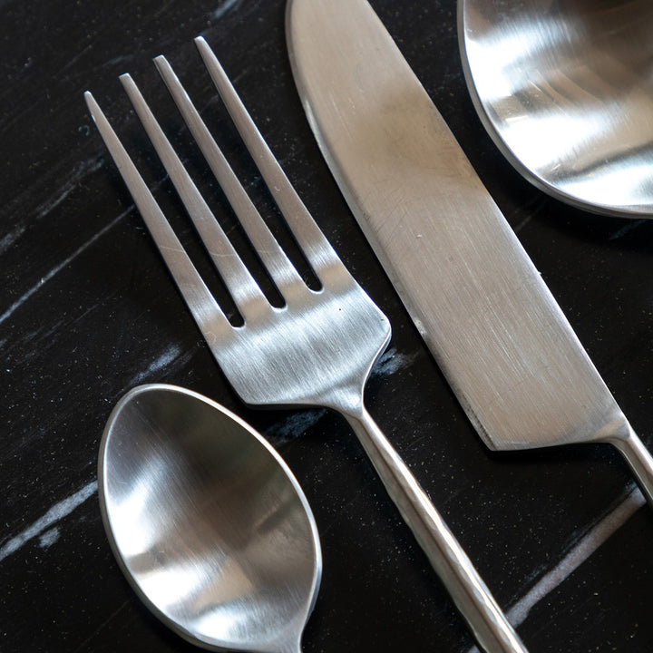 Alora 16 Piece Cutlery Set - Pewter
