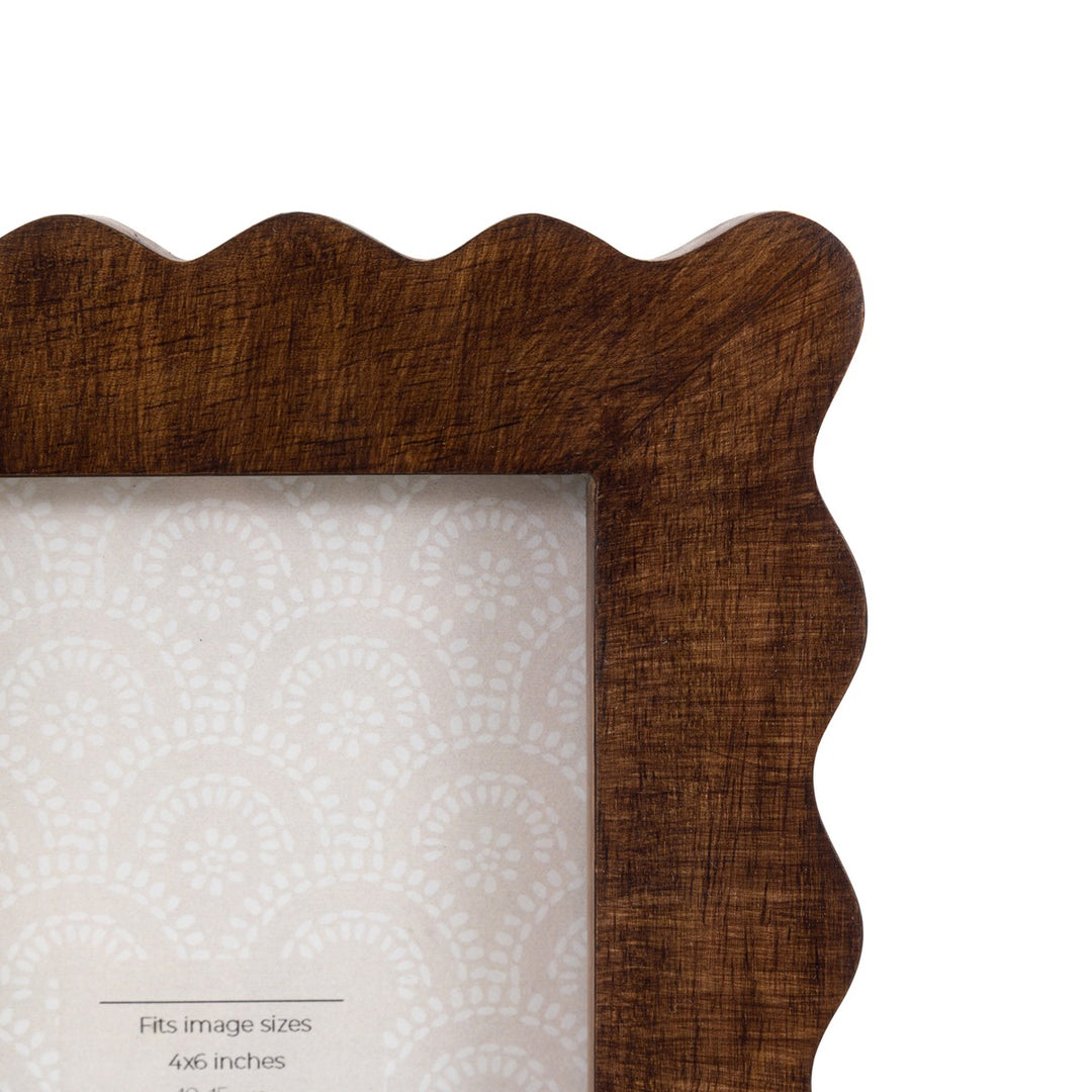 Ava Wooden Scallop Photo Frame