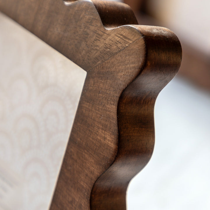 Ava Wooden Scallop Photo Frame