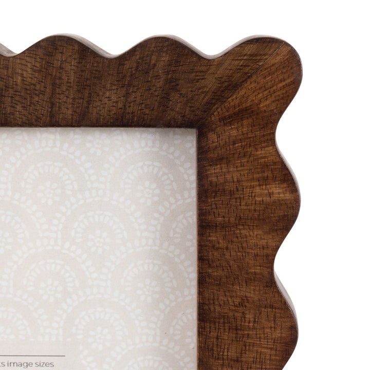 Ava Wooden Scallop Photo Frame