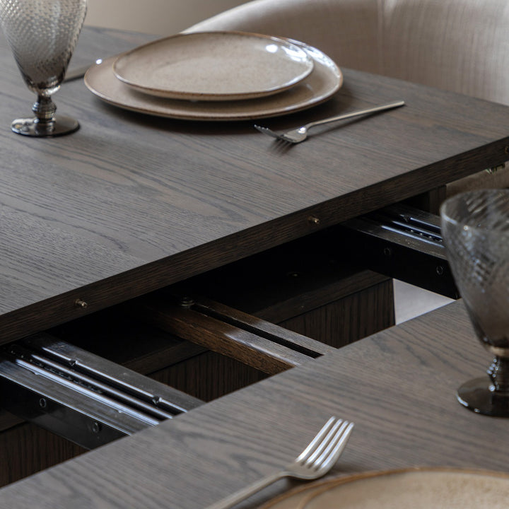 Onda Oval Extendable Dining Table