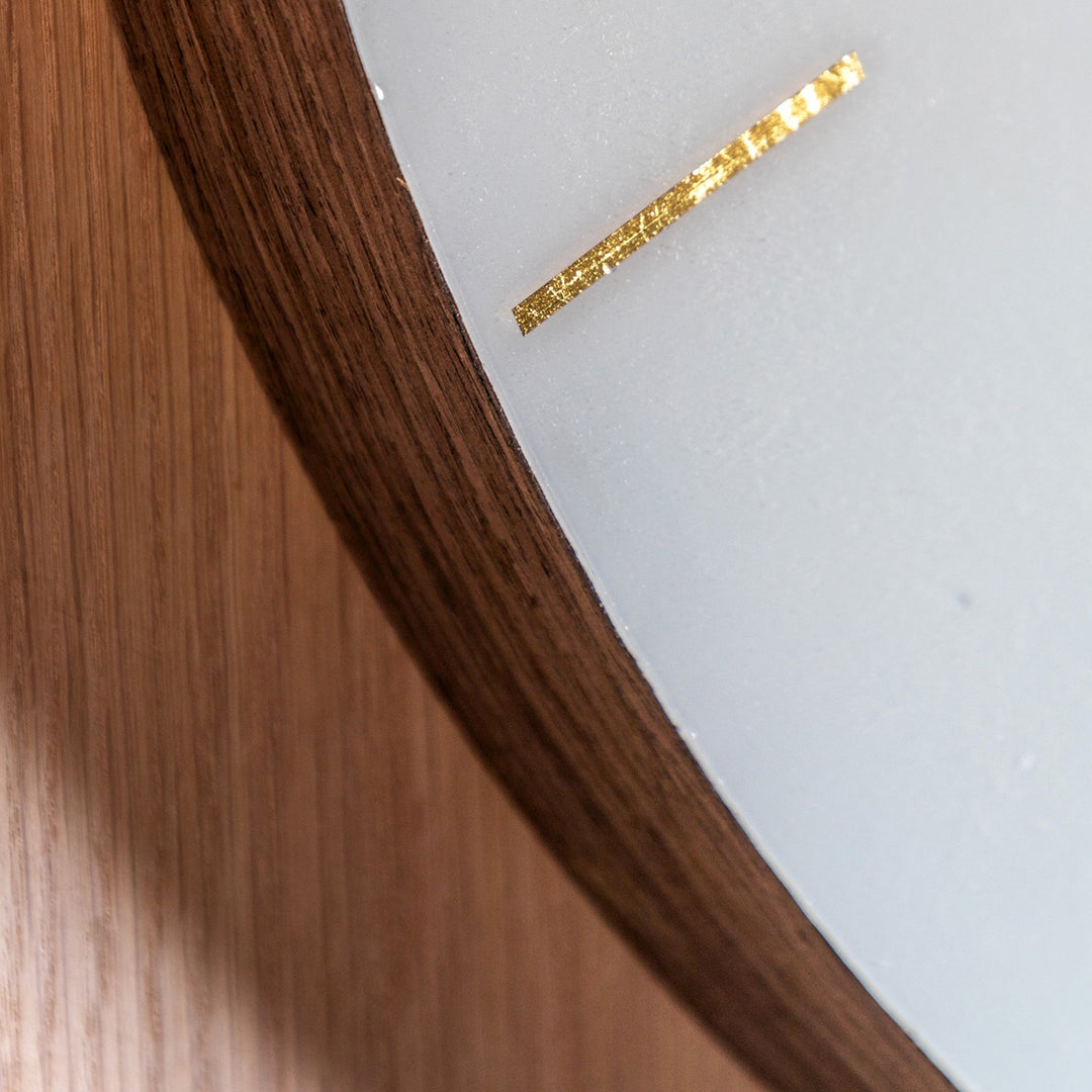 Greenwich Round Wall Clock - Snow White