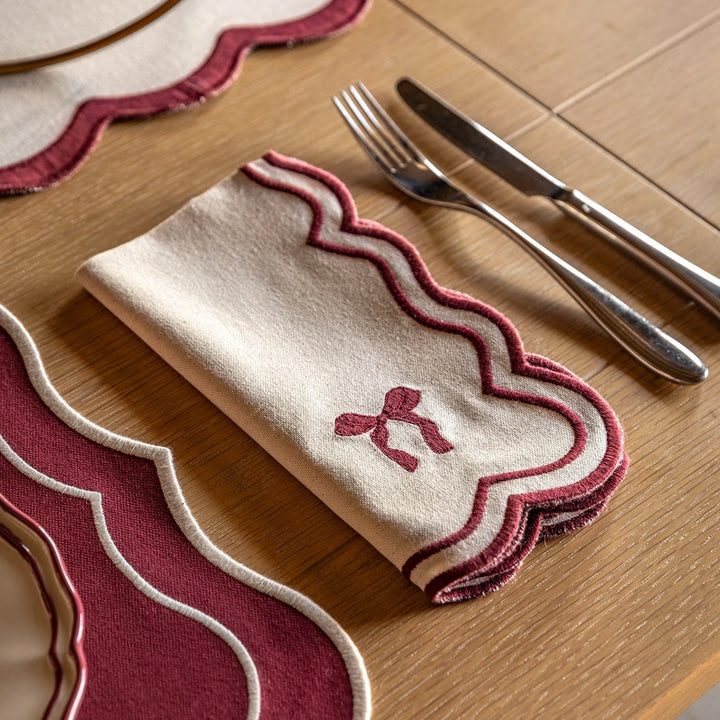Heritage Set of 4 Scallop Bow Napkins