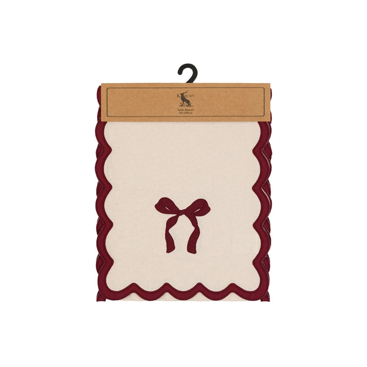 Heritage Scallop Bow Table Runner