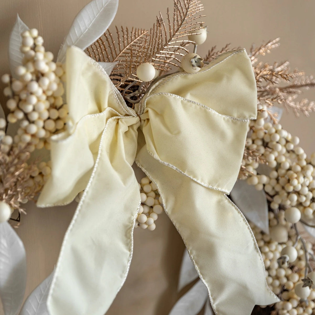 Berry Wreath - Cream