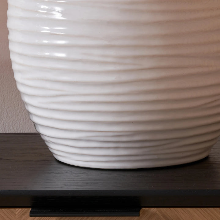 Linnea Grooved Ceramic Table Lamp - White
