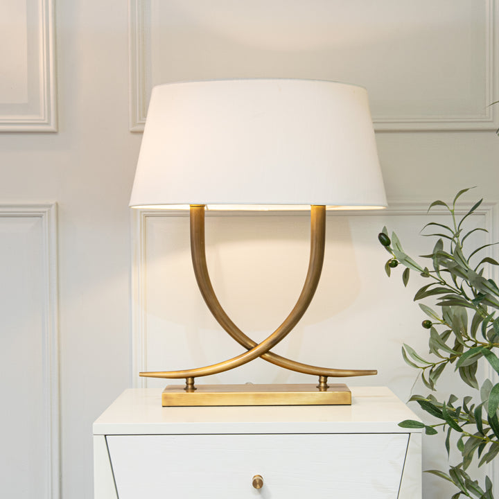 Iva Table Lamp