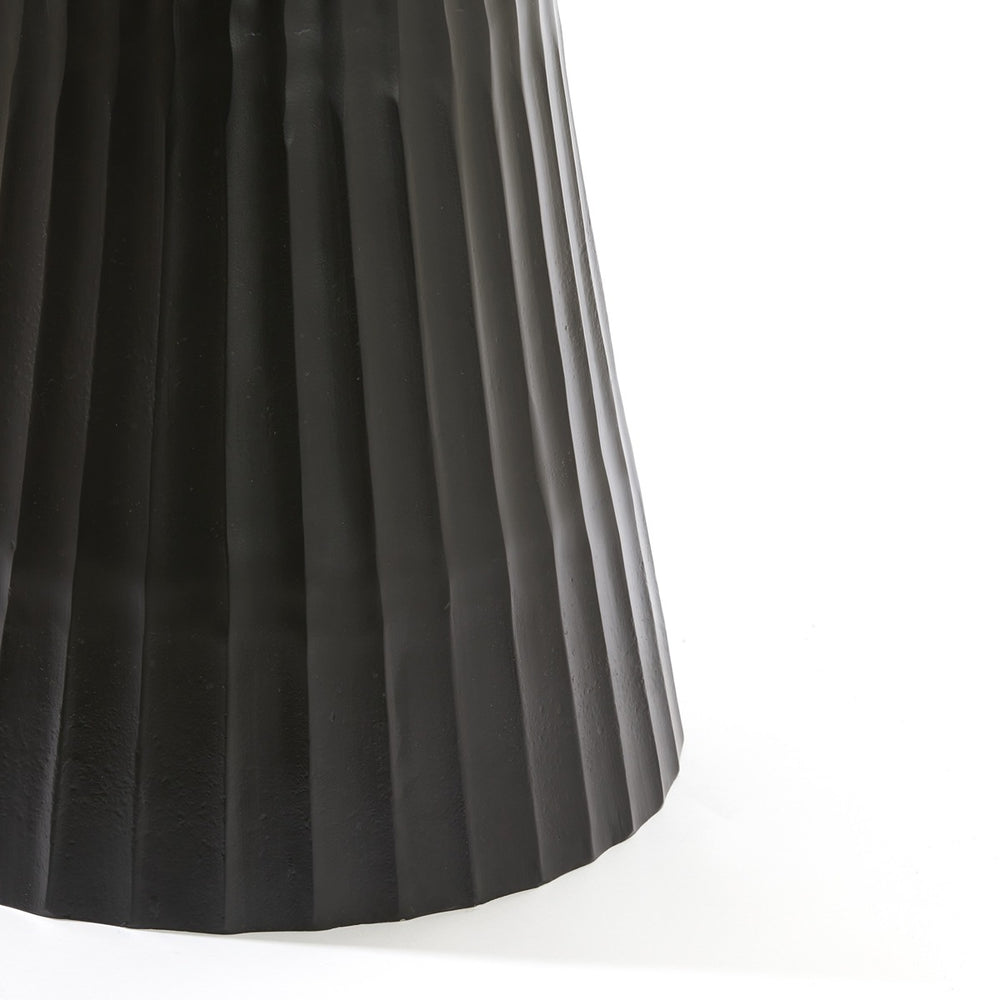 Rianne Marble Round Dining Table - Matte Black Light & Living 2