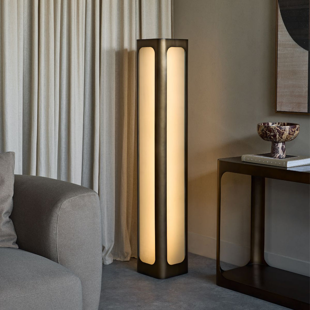 Thorpe Floor Uplighter