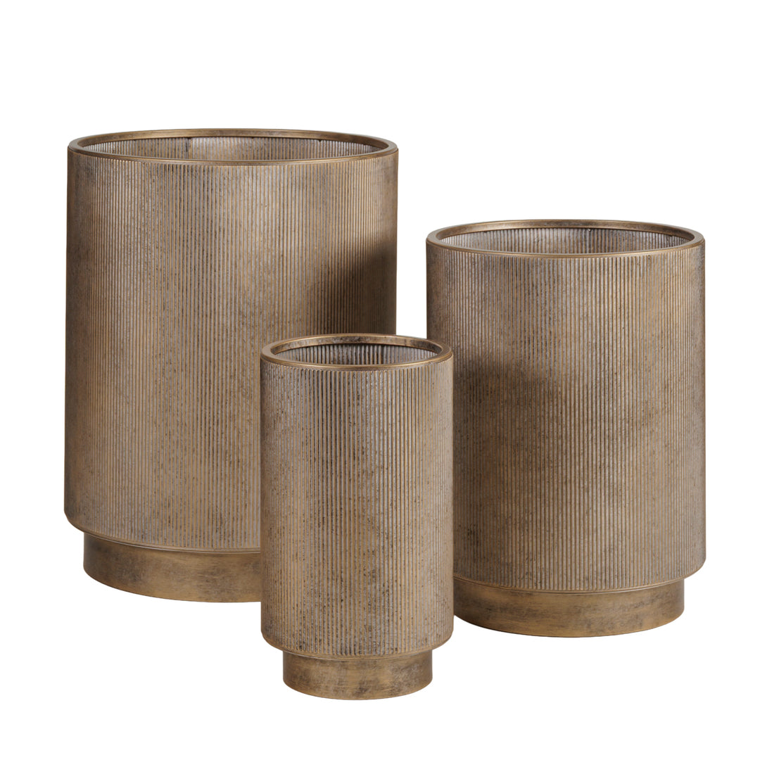 Belvedere Set of 3 Floor Planters
