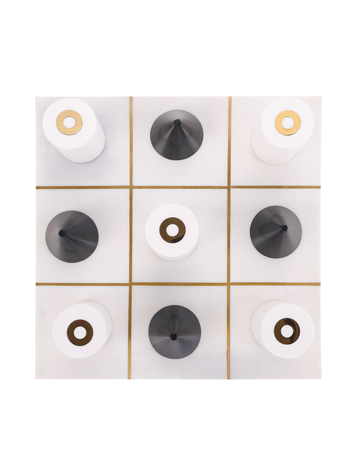 Montcliffe White Resin Naughts & Crosses Game