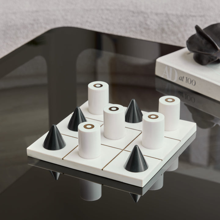 Montcliffe White Resin Naughts & Crosses Game