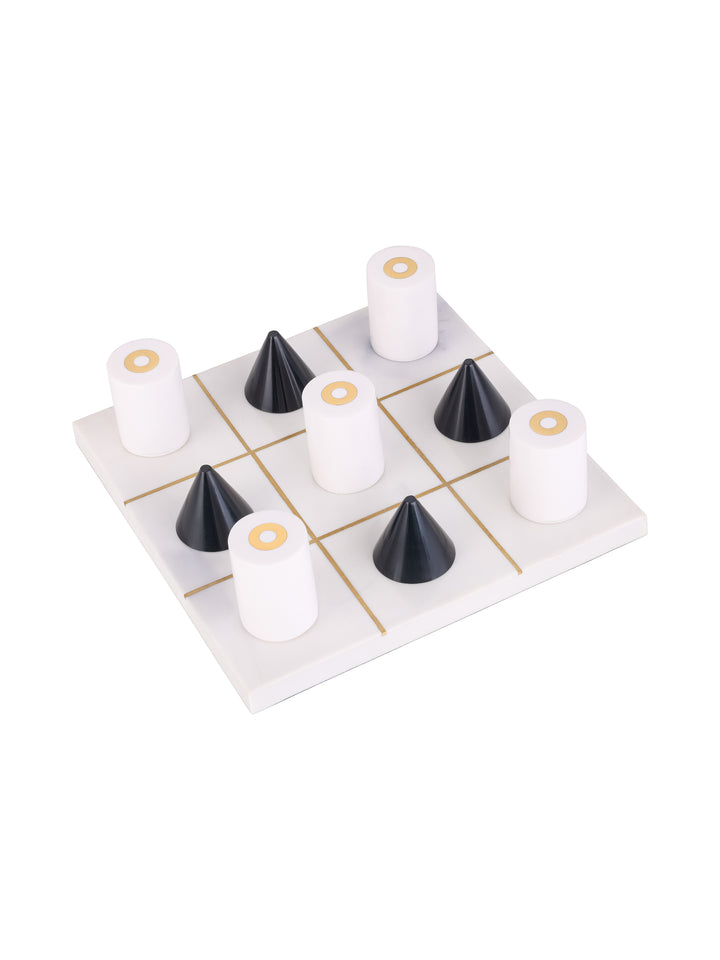 Montcliffe White Resin Naughts & Crosses Game