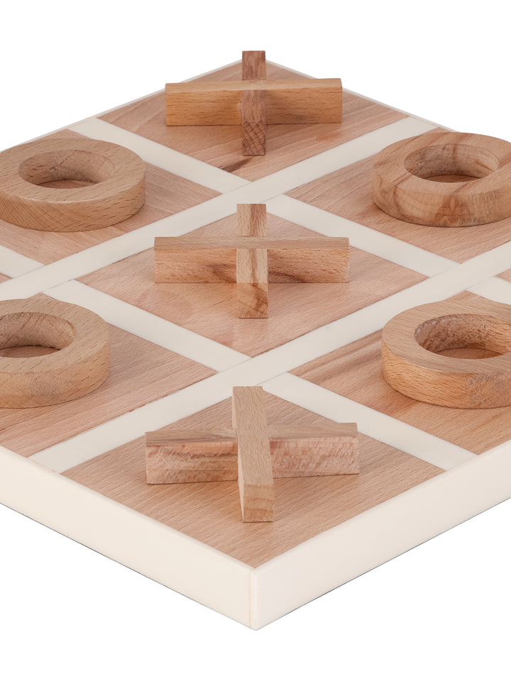 Marlborough Wood & Resin Noughts & Crosses Game