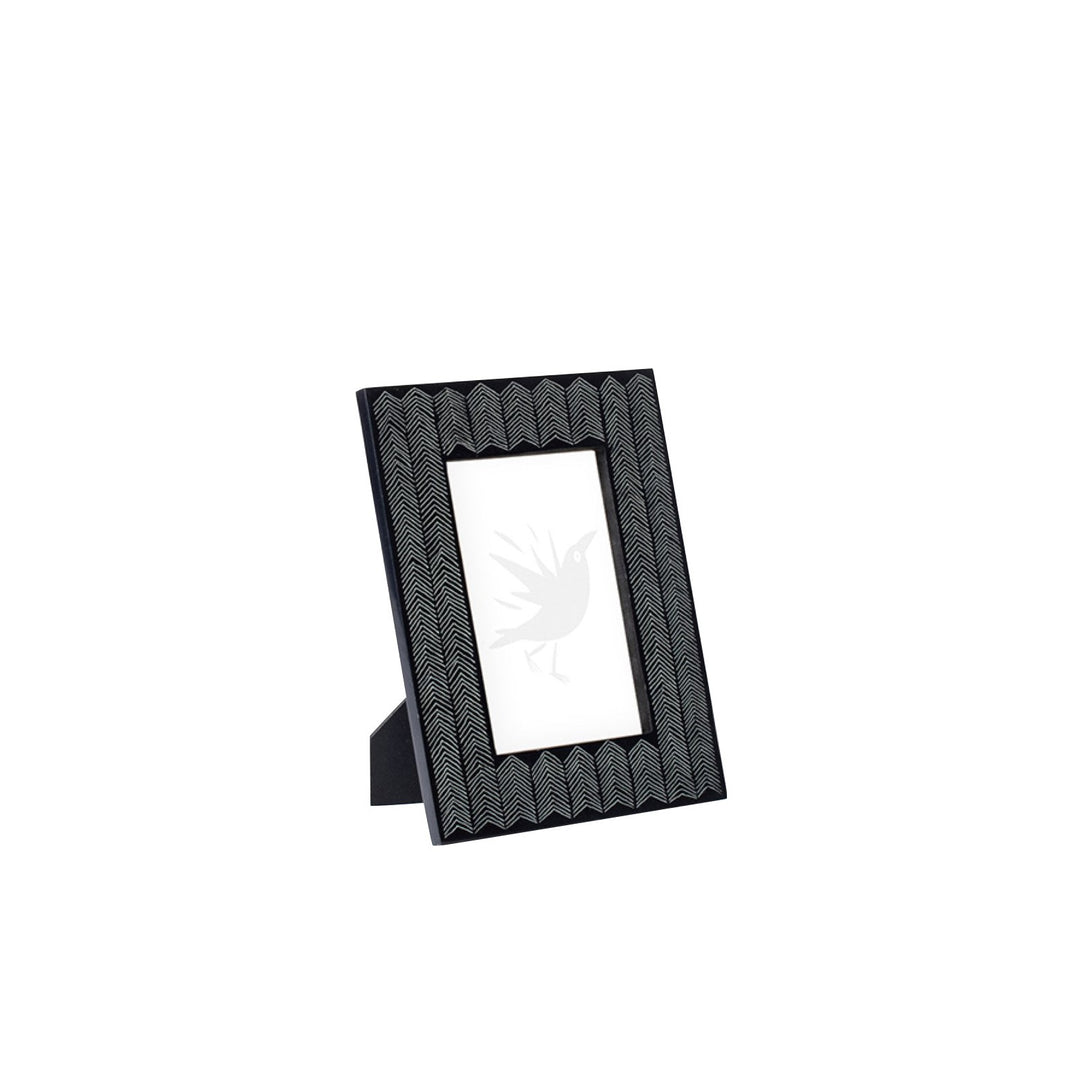 Kota Etched Bone Photo Frame 4x6" - Black Libra 2