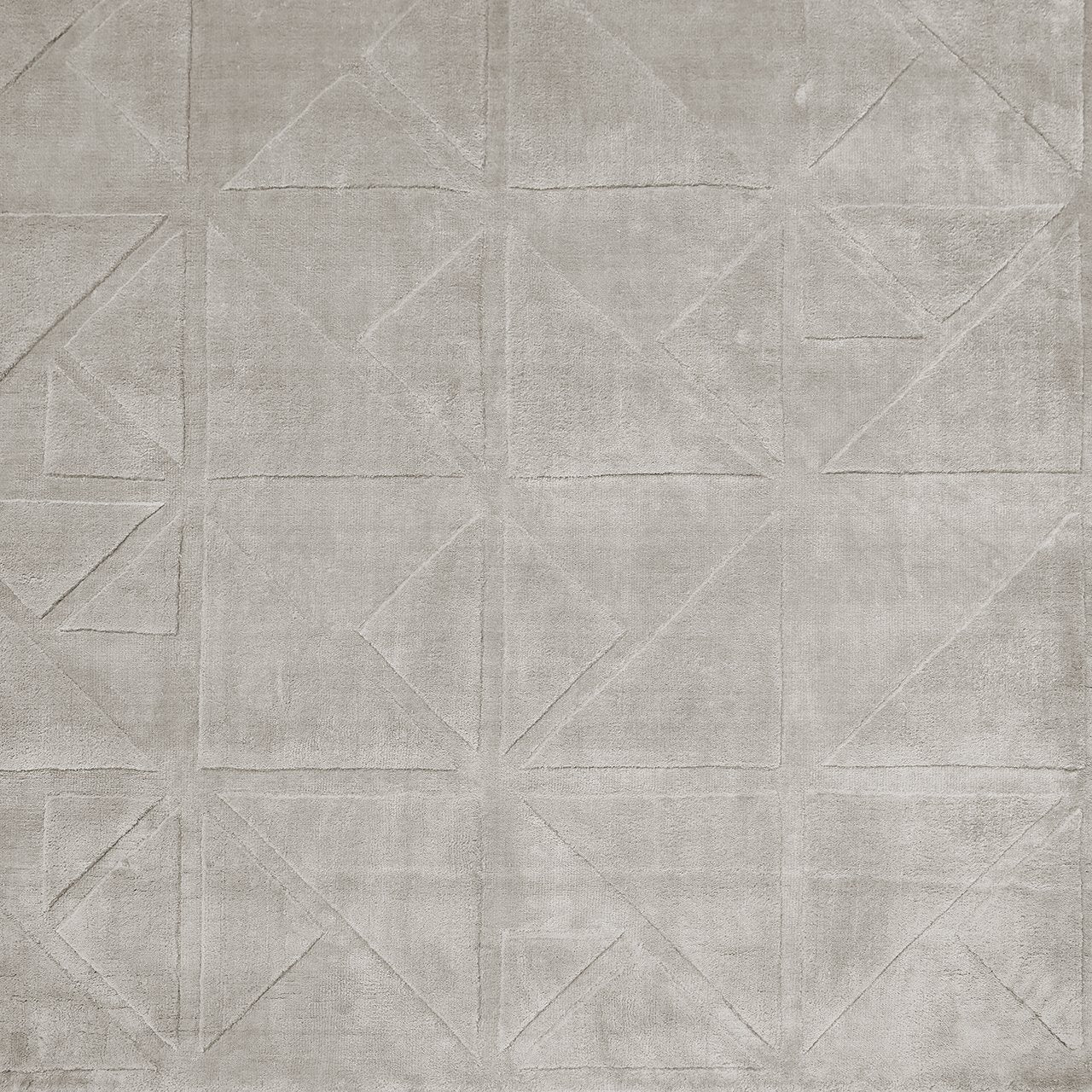 Richmond Interiors Yuna Rug in Beige - 200x300cm