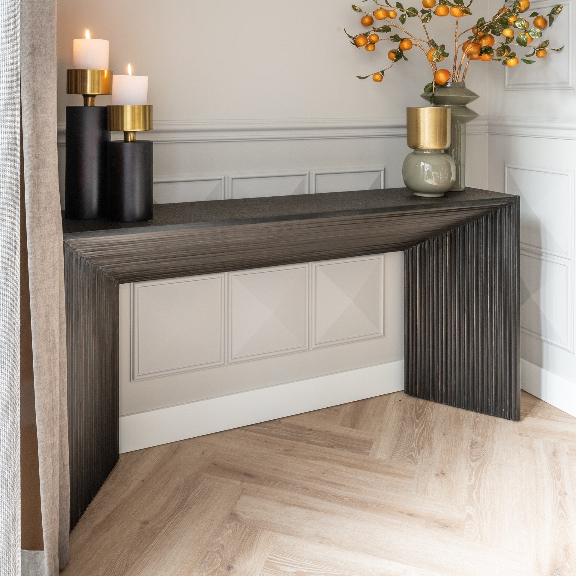 Richmond Interiors Gizen Console Table