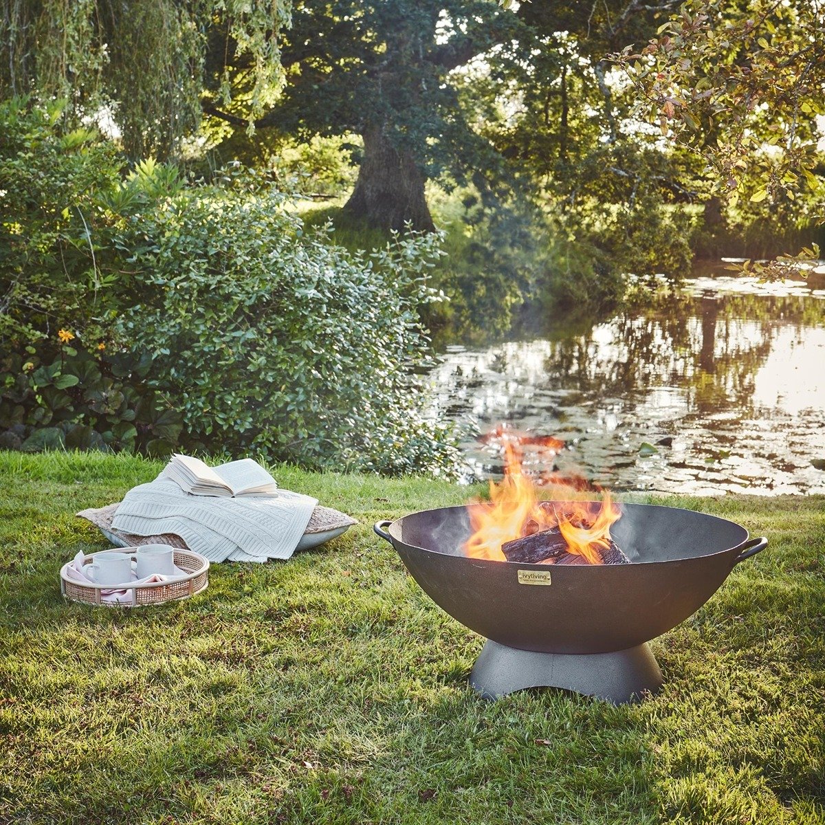 Ivyline Outdoor Artisan Fire Pit in Rust