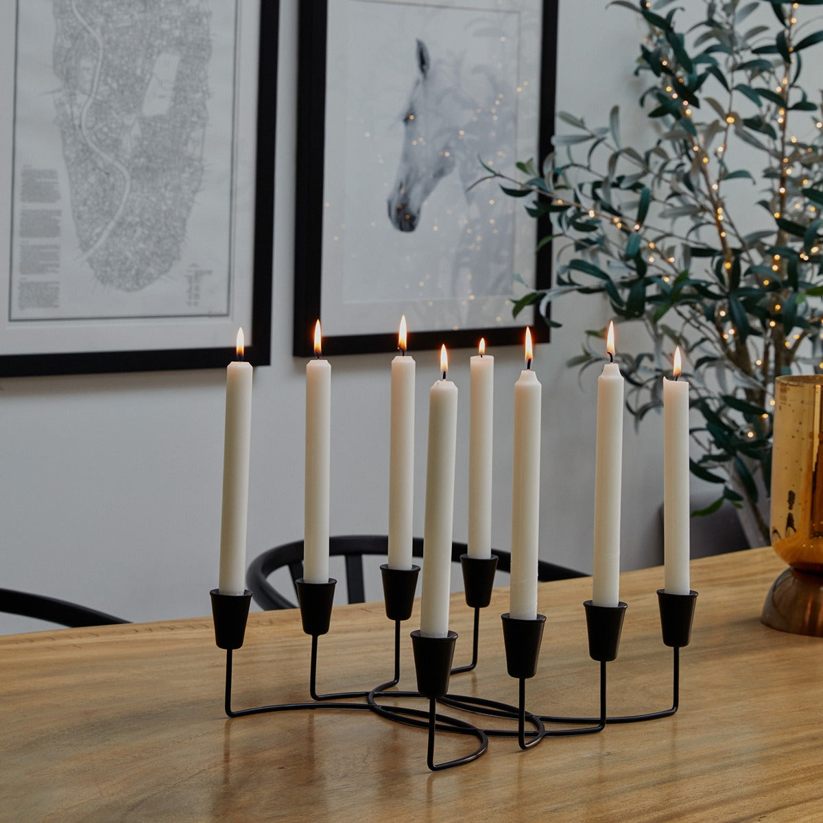 Ivyline Circular 8 Pc Candle Holder in Black