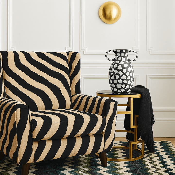 Lark Vase LiangAndEimil 2