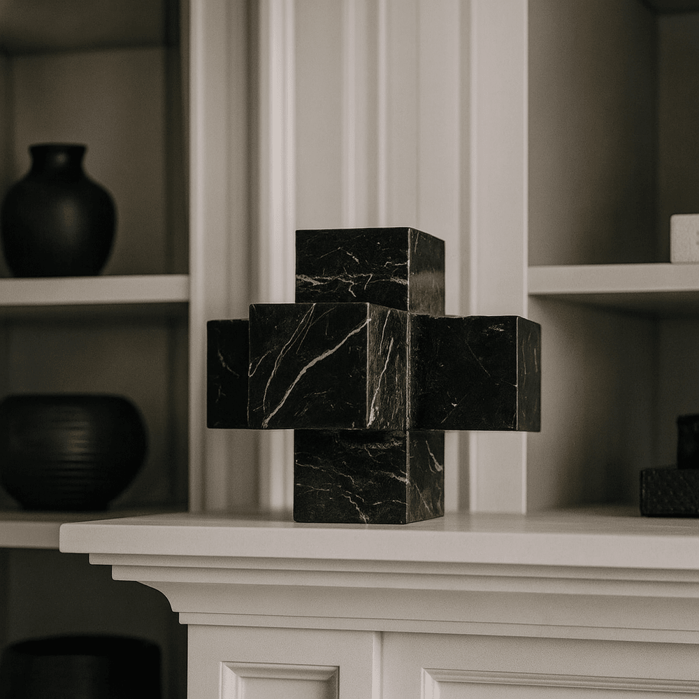 Small Marble Sculpture LiangAndEimil 2