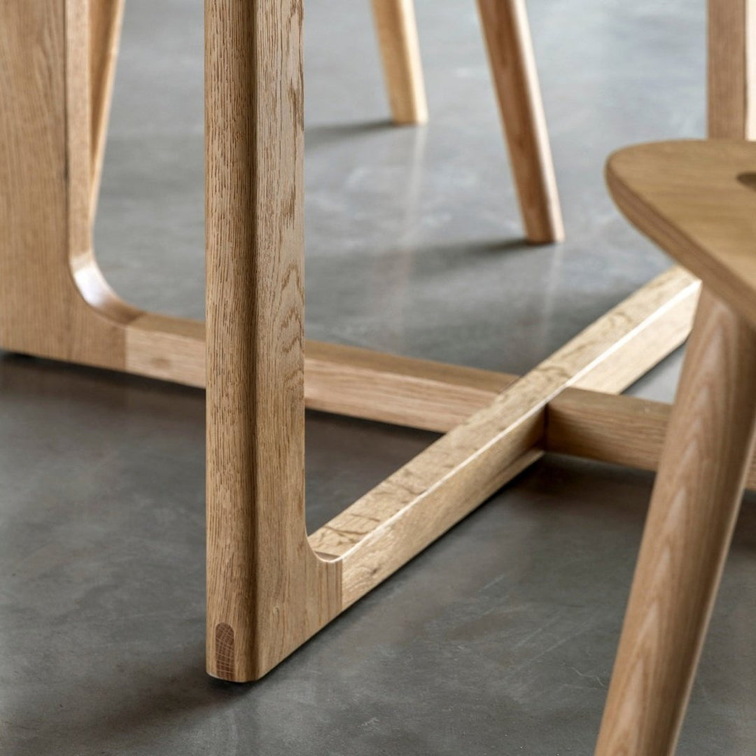 Croft Round Dining Table - Natural GalleryDirect 4